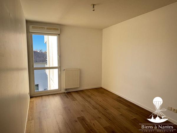 NANTES, Appartement T5 90m2, garage 30 m2 et ascenseur , Nantes NANTES, Appartement T5 90m2, garage 30 m2 et ascenseur , Nantes
