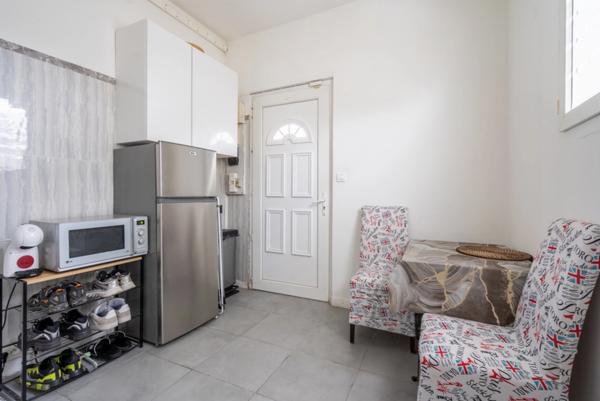 Appartement 23 m2, 2 pièces, idéal première acquisition ou investisment a MONTFERMEIL (93)