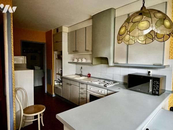 A vendre LILLE Canteleu, appartement de type III en rez-de-jardin, parking, cave.