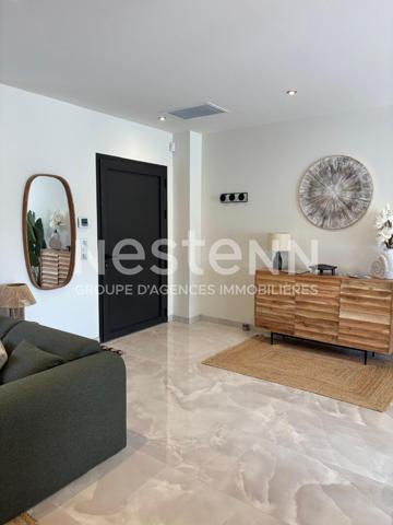 Canet en Roussillon - A VENDRE Villa contemporaine vue mer de 4 pièces avec jardin piscine et garage