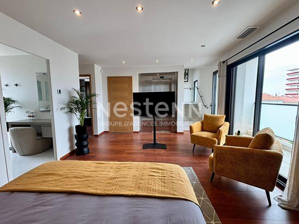 Canet en Roussillon - A VENDRE Villa contemporaine vue mer de 4 pièces avec jardin piscine et garage
