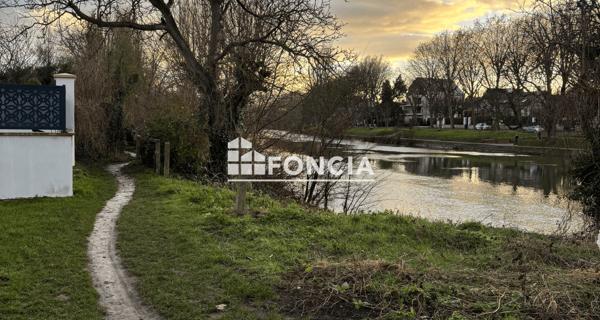 À vendre Maison 7 pièces 156.27 m² - Chennevières-sur-marne 94430