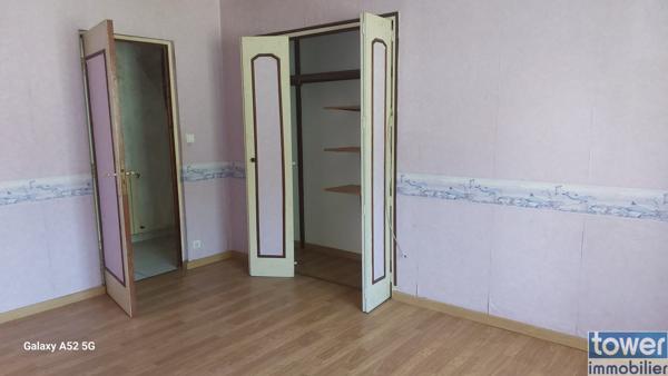 Maison
                                                                                                                                                                                                                                                                                                                        4 pièce(s)                                                                                                                                                                                                          2 chambre(s)                                                                                                                                                                                                          100  m²
