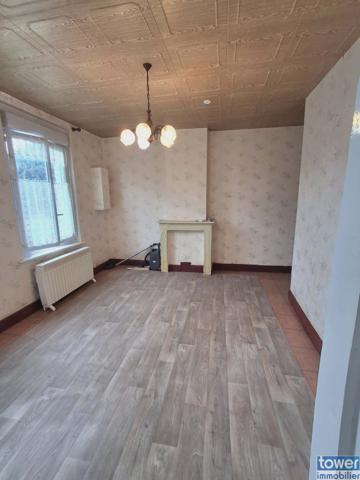Maison
                                                                                                                                                                                                                                                                                                                        4 pièce(s)                                                                                                                                                                                                          2 chambre(s)                                                                                                                                                                                                          83  m²