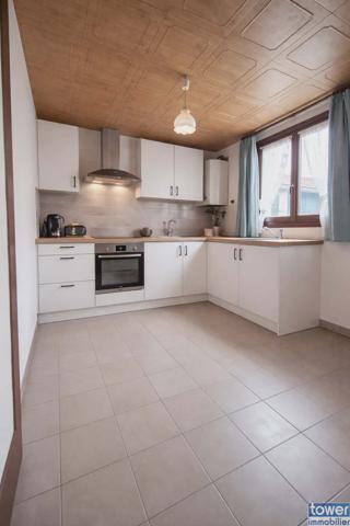 Maison
                                                                                                                                                                                                                                                                                                                        4 pièce(s)                                                                                                                                                                                                          2 chambre(s)                                                                                                                                                                                                          83  m²