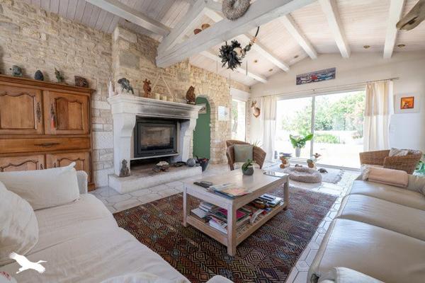 Maison à vendre |  Le Château-d'Oléron |  10 pièces | 306 m²