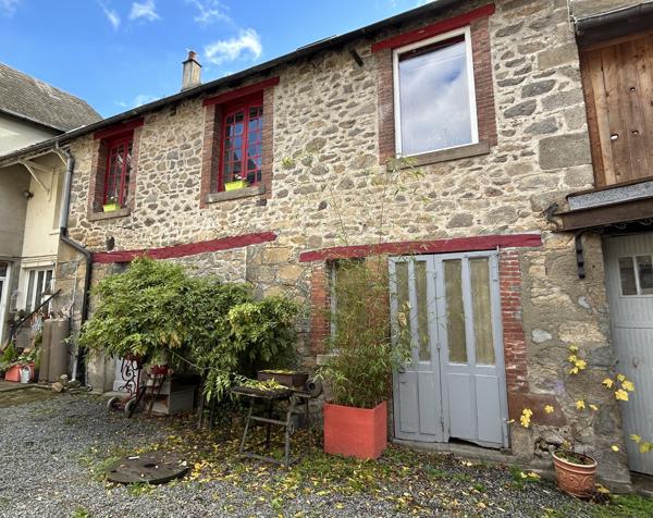 Immeuble
        
        - 659 m² Exclusivité