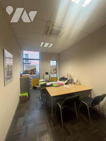 Local à usage de bureaux