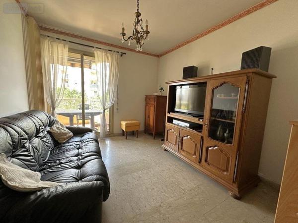 Appartement à vendre à Toulon dans le Var (83200), ref : 14517/552   
SAINT-ROCH