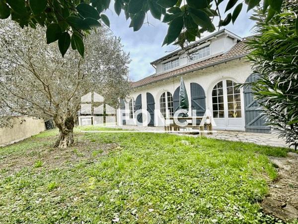 À vendre Maison 8 pièces 150 m² - Castelginest 31780