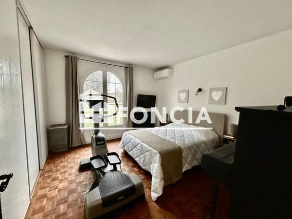 À vendre Maison 8 pièces 150 m² - Castelginest 31780