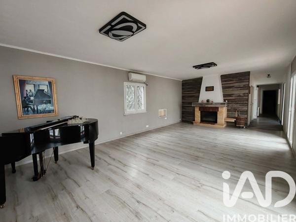 Maison à vendre 5 pièces 160 m² Nîmes