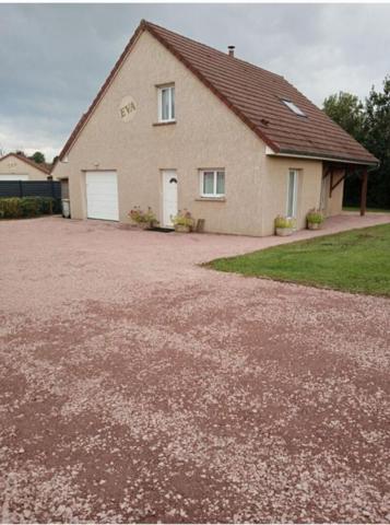 Maison 5 pièces de 109 m2 à Menoux à 160 000 Euros