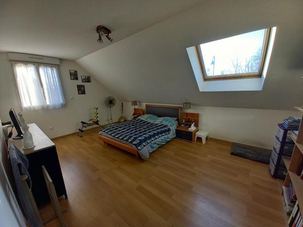 Maison 5 pièces de 109 m2 à Menoux à 160 000 Euros