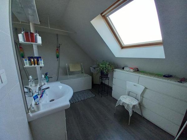 Maison 5 pièces de 109 m2 à Menoux à 160 000 Euros