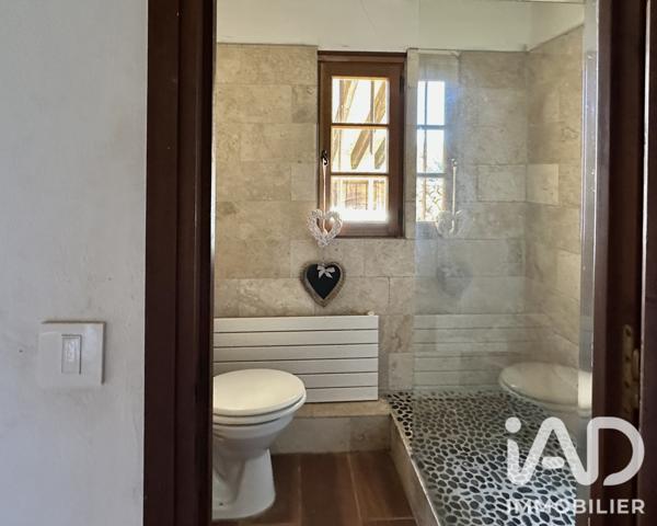 Maison à vendre 6 pièces 230 m² Saint-Cyr-sur-Mer
