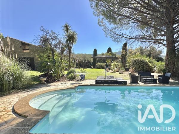 Maison à vendre 6 pièces 230 m² Saint-Cyr-sur-Mer