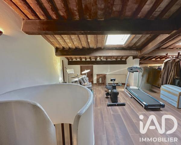 Maison à vendre 6 pièces 230 m² Saint-Cyr-sur-Mer