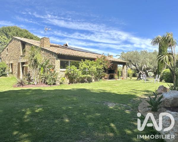 Maison à vendre 6 pièces 230 m² Saint-Cyr-sur-Mer