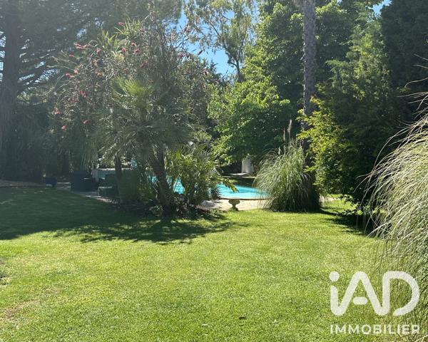 Maison à vendre 6 pièces 230 m² Saint-Cyr-sur-Mer