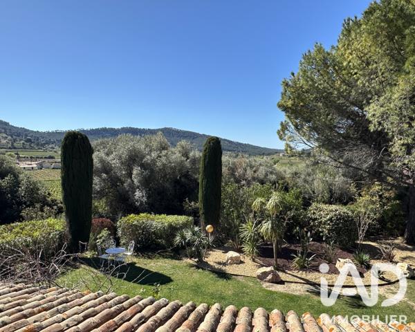 Maison à vendre 6 pièces 230 m² Saint-Cyr-sur-Mer