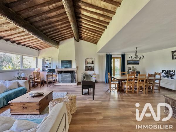 Maison à vendre 6 pièces 230 m² Saint-Cyr-sur-Mer