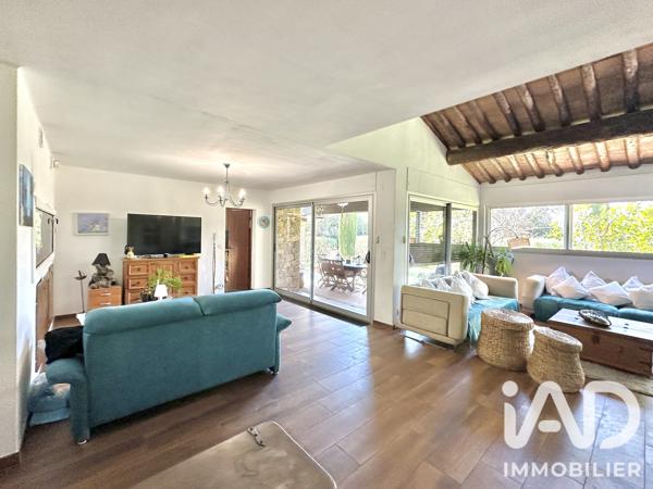 Maison à vendre 6 pièces 230 m² Saint-Cyr-sur-Mer