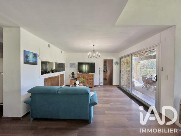 Maison à vendre 6 pièces 230 m² Saint-Cyr-sur-Mer