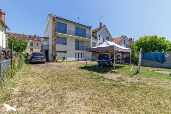 Maison à vendre 176 714 € Montluçon 6 p 140 m² DPE D