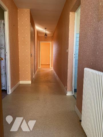 ST MEMMIE (51470) Maison d'environ 90m² sur sous-sol complet 