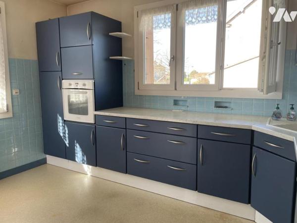 ST MEMMIE (51470) Maison d'environ 90m² sur sous-sol complet 