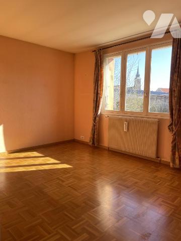 ST MEMMIE (51470) Maison d'environ 90m² sur sous-sol complet 