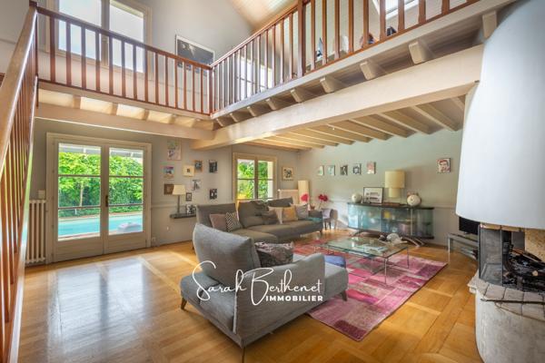 Maison 8 pièces - 320 m² Exclusivité efficity