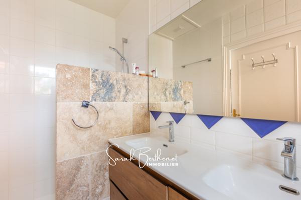 Maison 8 pièces - 320 m² Exclusivité efficity