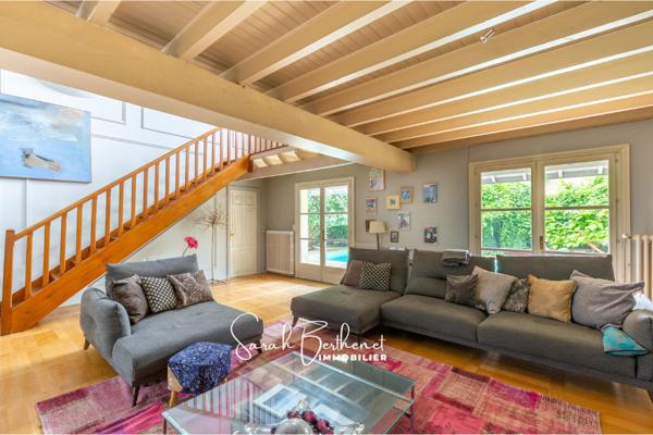 Maison 8 pièces - 320 m² Exclusivité efficity