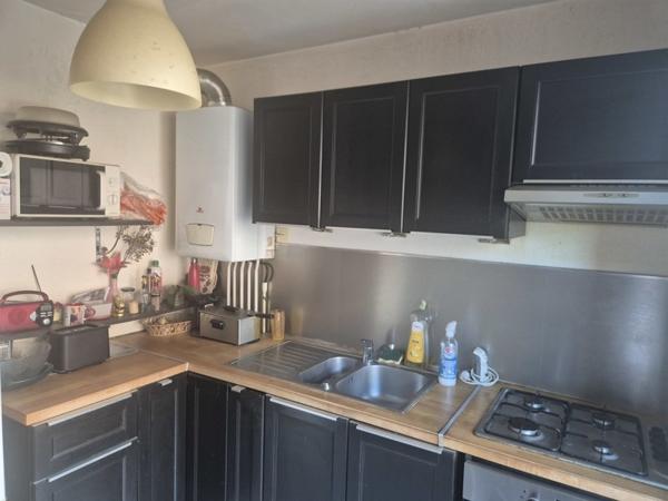Appartement à vendre 129 600 € Vénissieux 1 pièce 37 m² DPE E