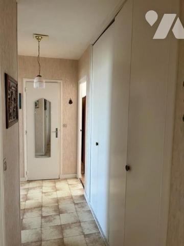 T4 avec cave et garage 