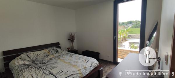 Maison Saint Ouen Des Toits 9 pièce(s) 189 m2 + 6 gîtes (132 m²)