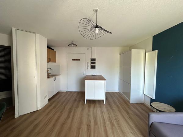ROUTE DE CLISSON T1 MEUBLE ,  
Nantes 44200