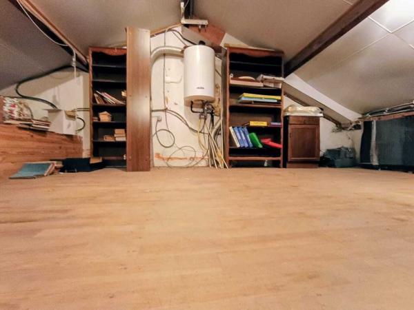 Maison avec grand jardin, parcelle détachable