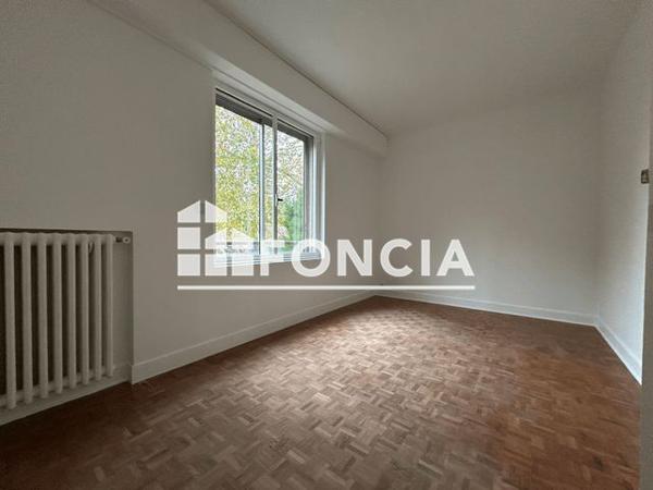 Location Appartement 4 pièces 92.43 m² - 39 ROUTE DE MONTESSON Le Vesinet 78110