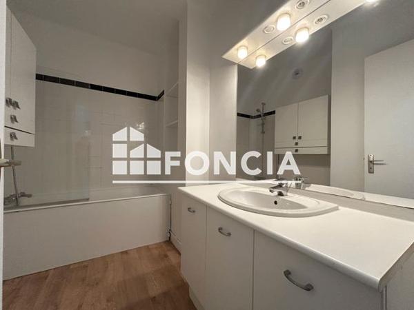 Location Appartement 4 pièces 92.43 m² - 39 ROUTE DE MONTESSON Le Vesinet 78110