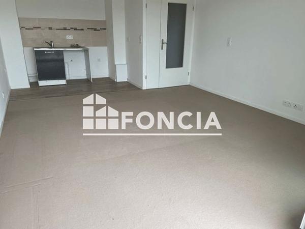 Location Appartement 2 pièces 42.7 m² - 3 RUE DE MONTHUCHET Saulx-les-chartreux 91160