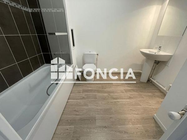 Location Appartement 2 pièces 42.7 m² - 3 RUE DE MONTHUCHET Saulx-les-chartreux 91160