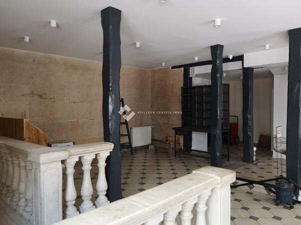 Local commercial à vendre, 251 m² - Crépy-en-Valois 60800