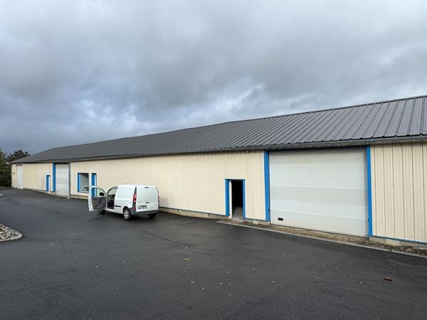 Local d'activité Saint Berthevin 120 m2 , Saint berthevin Local d'activité Saint Berthevin 120 m2 , Saint berthevin