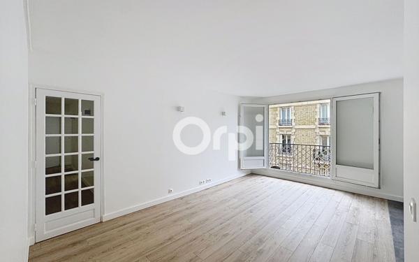 Appartement à vendre    4 pièces • 72,29 m2 Paris 15