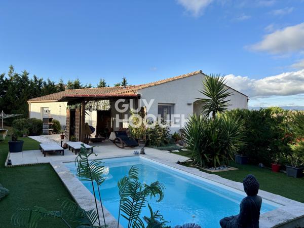 CARCASSONNE - Villa plain pied 118 m², garage, piscine sur terrain 1508 m²