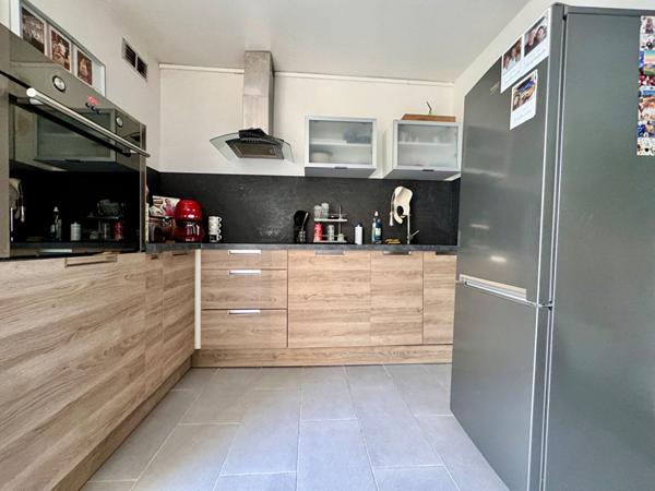 Appartement de type 4 proche centre ville