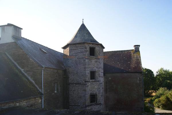AUX PORTES DE BROCELIANDE